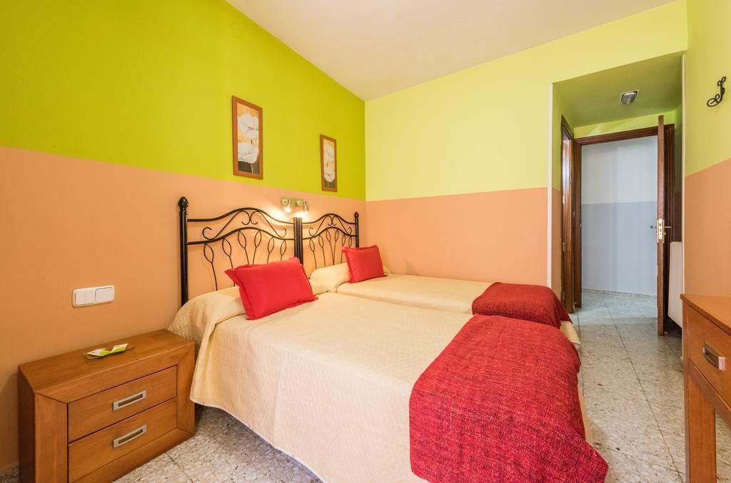 Hostal Arkanta Arganda Del Rey Rum bild